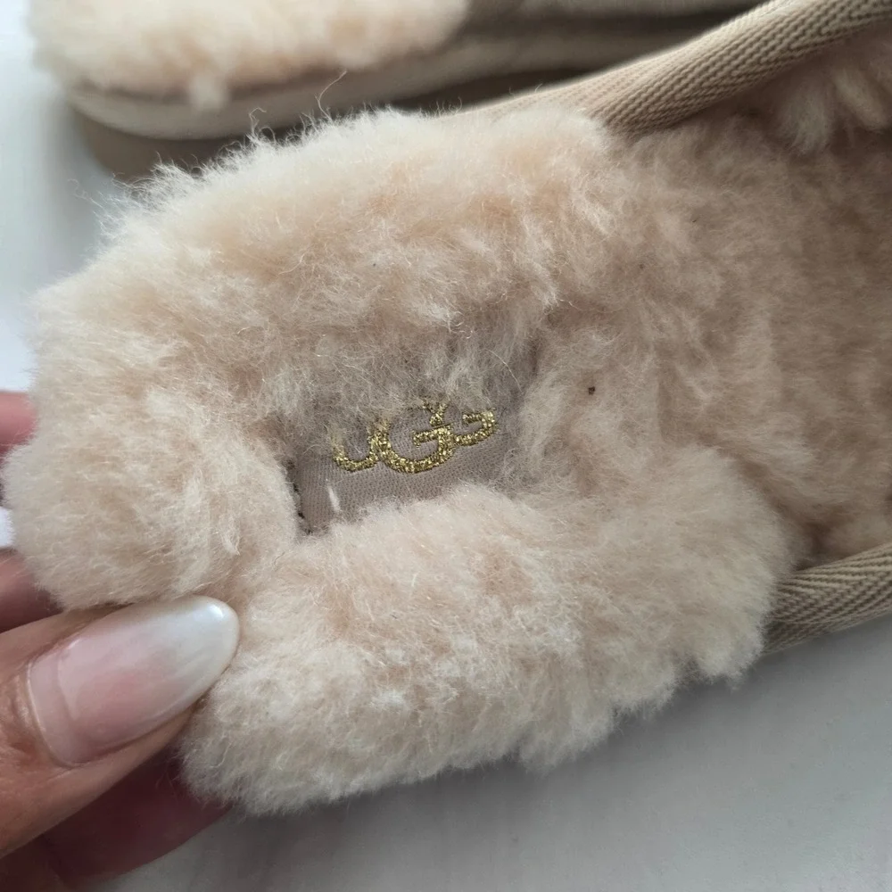 UGG Scuffette II Slipper Kids 13 Metallic Gold Shimmer Sheepskin 1139810K
